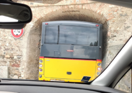 Umiejętności szwajcarskich (szczególnie ticineskich) kierowców Autobusów są imponujące!